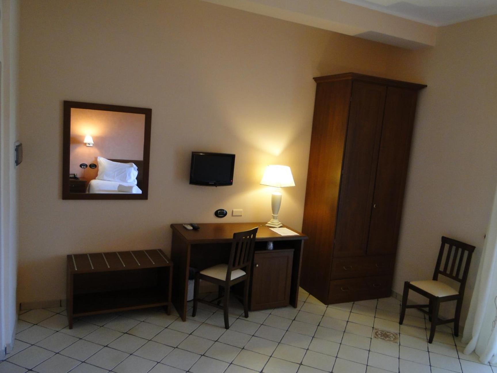 Superior Triple Room