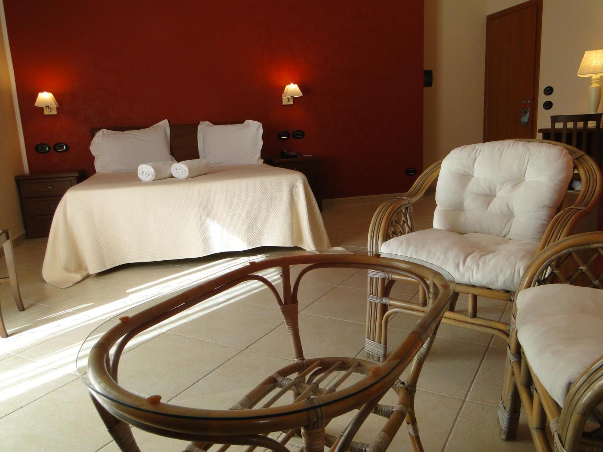 Deluxe Family Room